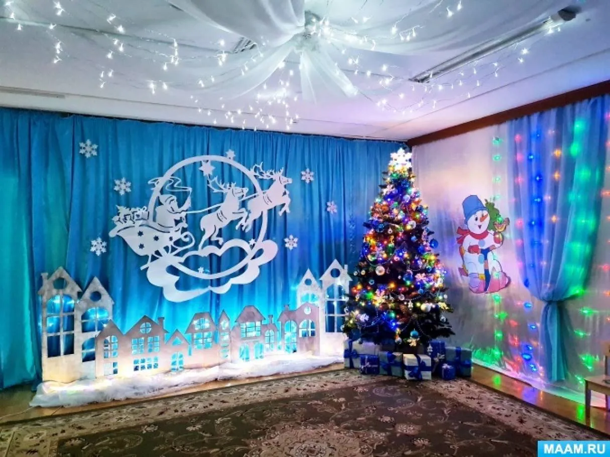 Новогоднее оформление музыкального зала «Новогодняя сказка»