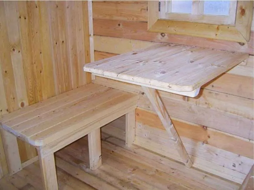деревянный стол в баню