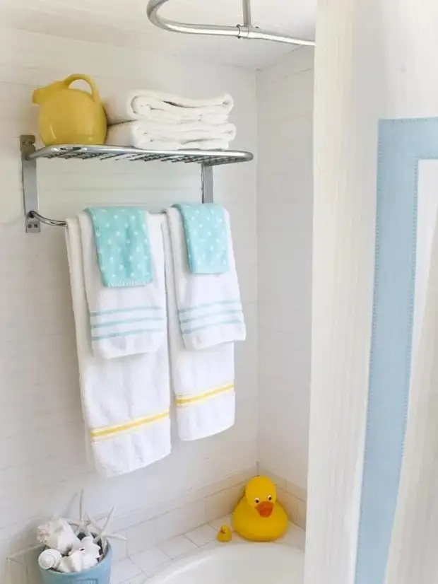 Не хуже дизайнерских: 10 поделок для ванной комнаты, которые можно сделать своими руками